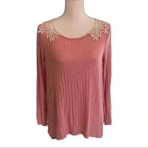 Rewind size XL EUC with lace back